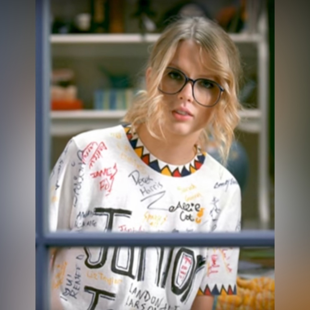 ADULT Junior Jewels you belong with me t-shirt from Fearless Taylor Swift - Picture 4 of 10